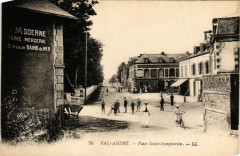Val-Andre - Place Saint-Symphorien