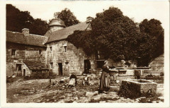 Saint-Herbot - Ancien Chateau du Rusquec