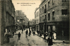 Guingamp - La Rue St-Yves à Guingamp