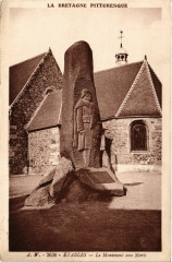 Etables - Le Monument aux Morts