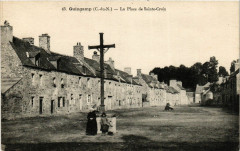 Guingamp - La Place de Ste-Croix à Guingamp