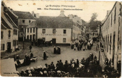 Une Procession a Plestin les Gréves