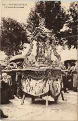 Sainte-Anne-d'Auray Statue Miraculeuse à Auray