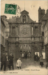 Carte postale ancienne Porte Saint-Vincent
                                                                     à Vannes
                                