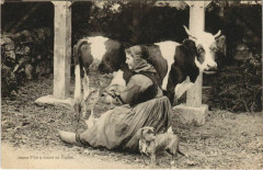 Jeune Fille a traire Vache