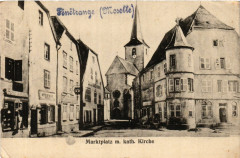 Marktplatz m. kath. Kirche -
													56 Morbihan
												