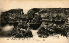 Belle-Isle-en-Mer - Rochers a Port Goulphar