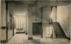 Montargis - Ecole Saint-Louis - Au Chateau - Le Vestibule à Montargis