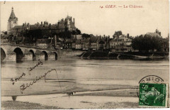 Gien - Le Chateau à Gien