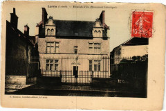 Lorris - Hotel de Ville à Lorris