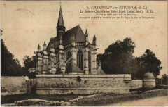 Champigny-sur-Veude La Sainte Chapelle de Saint-Louis à Champigny-sur-Veude