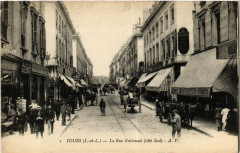 Tours (I.-et-L.) - La Rue Nationale (cote Sud) à Tours