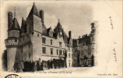Chateau d'Usse - La Cour d'Honneur (Xvi Siécle)