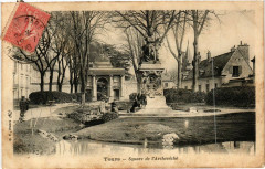 Tours - Square de l'archeveche à Tours