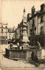 Tours-Place du Grand-Marché-Fontaine de Beaune à Tours