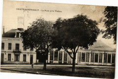 Chateaurenault - La Poste et le Théatre