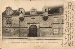 Nogent-le-Rotrou-Maison XVIe siécle-Rue Saint-Jean à Nogent-le-Rotrou