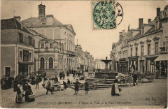 Nogent-le-Rotrou - Hotel de Ville et la Rue Charronnerie à Nogent-le-Rotrou