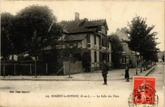 Nogent-le-Rotrou - La Salle des Fetes à Nogent-le-Rotrou