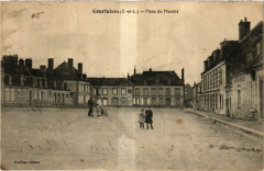 Courtalain - Place du Marche