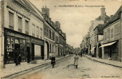 Chateauneuf-Vue prise Grande-Rue