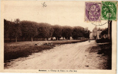 Auneau - Champ de Foire (vu d'en bas) -
													28 Eure et Loir
												