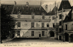 Chaumont (Loir-et-Cher) - Chateau (Xv Xvi s) cour interieure -
													41 Loir et Cher
												