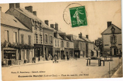 Ouzeuer-le-MARChe (Loir-et-Cher) - Place du Marché cote Nord -
													41 Loir et Cher
												