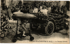 Cavalcade de la Ferte Saint-Cyr - Le Parasol Chinois -
													41 Loir et Cher
												