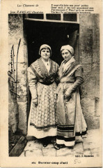 Dernier coup d'oeil - Folklore - Types -
													18 Cher
												