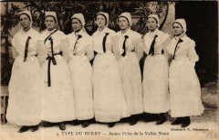 Type du Berry Jeunes Filles de la Vallée Noire -
													18 Cher
												