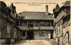 Aubigny Cour Intérieur d'une vieille maison Rue du Bourg-Coutant -
													18 Cher
												