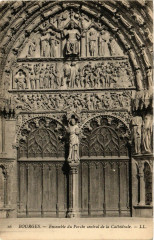 Bourges - Ensemble du Porche Central de la Cathédrale à Bourges