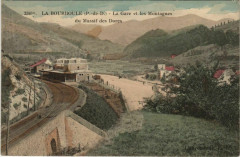 La Bourboule La Gare et les Montagnes à La Bourboule