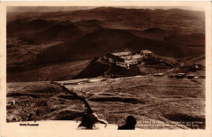 Hotel du Dome au Sommet du Puy-de-Dome et panorama