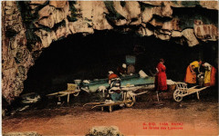 Royat La Grotte des Laveuses à Royat
