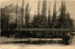 Chateauneuf La Passerelle