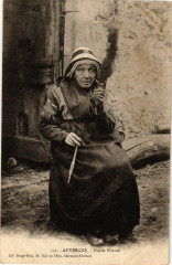Auvergne - Vieille Fileuse