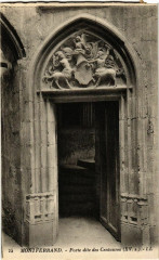 Montferrand - Porte dite des Centaures