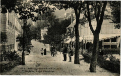 Royat-les-Bains - Avenue Abbe Vedrines à Royat