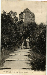 Royat - La tour du parc bargoin à Royat