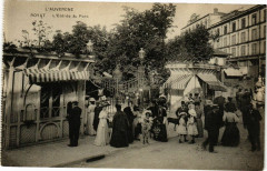 Royat - L'entrée du parc à Royat