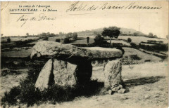 Saint-Nectaire - Le Dolmen à Saint-Nectaire