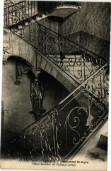 Clermont-Ferrand - Pensionnat St-Alyre Grand Escalier de l'Abbaye à Clermont-Ferrand