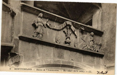 Montferrand - Maison de l'Annonciation - Bas-relief (Xvi siecle)