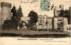 Chateau de la GRANGEfort - Facade du Pont-levis
