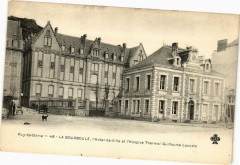 Puy-de-Dome - La Bourboule-l'Hotel-de-Ville et l'Hospice THERMal... à La Bourboule