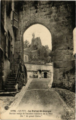 Le Puy-en-Velay - Le Portail Saint-Georges au Puy-en-Velay
