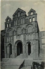 Basilique de Notre-Dame du Puy - La Facade -
													43 Haute Loire
												