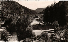 Vallée de la Cogne aux Planchas (H.-L.) - Nouveau Pont pour la